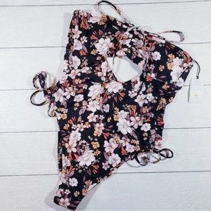 NWT Cheeky Bathing Suit